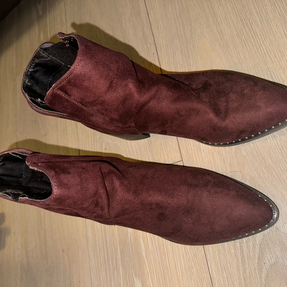 Mid Heel Booties❤️‍🔥 Block Heel!! Mint condition - Picture 5 of 8